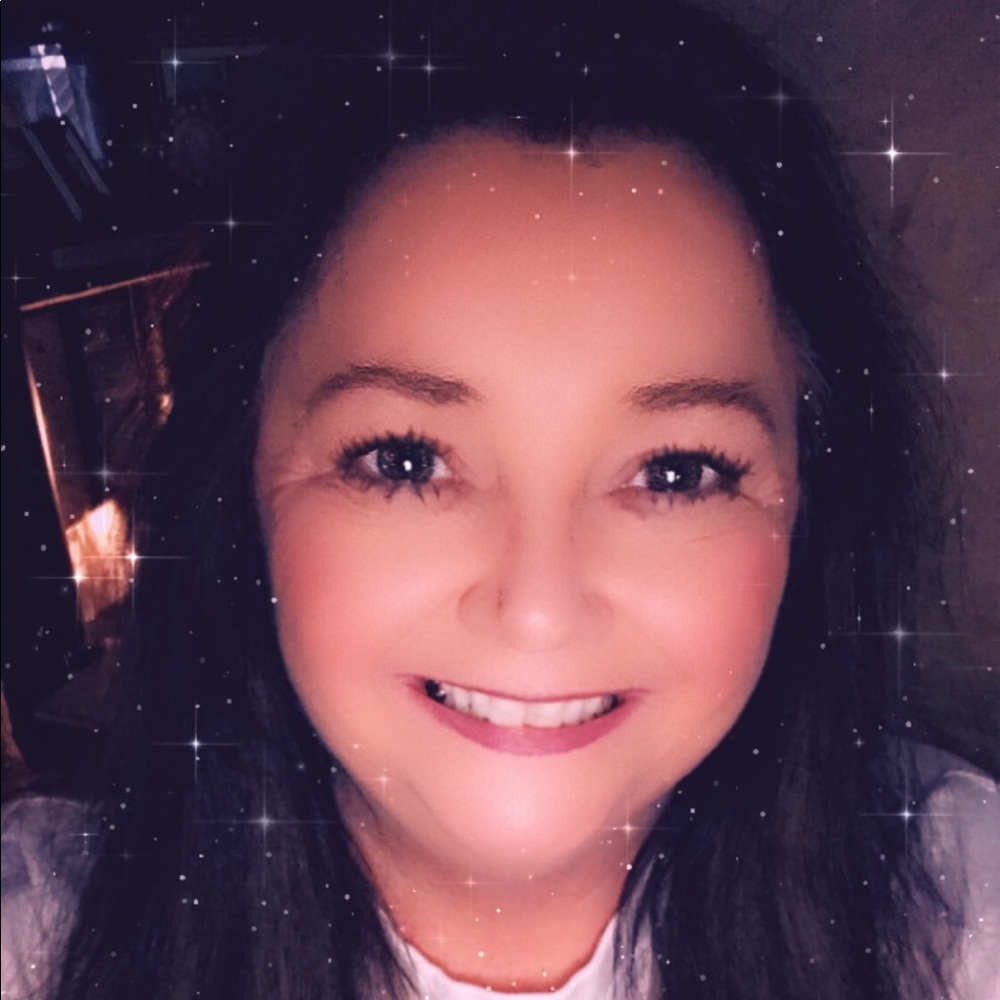 Meet your Posher, Jeanette